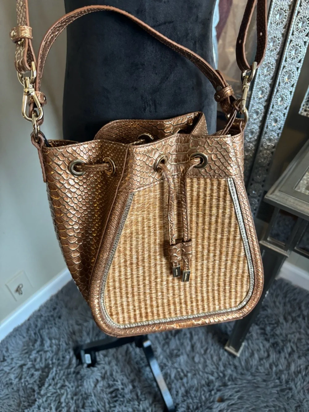 Brahmin bucket shoulder